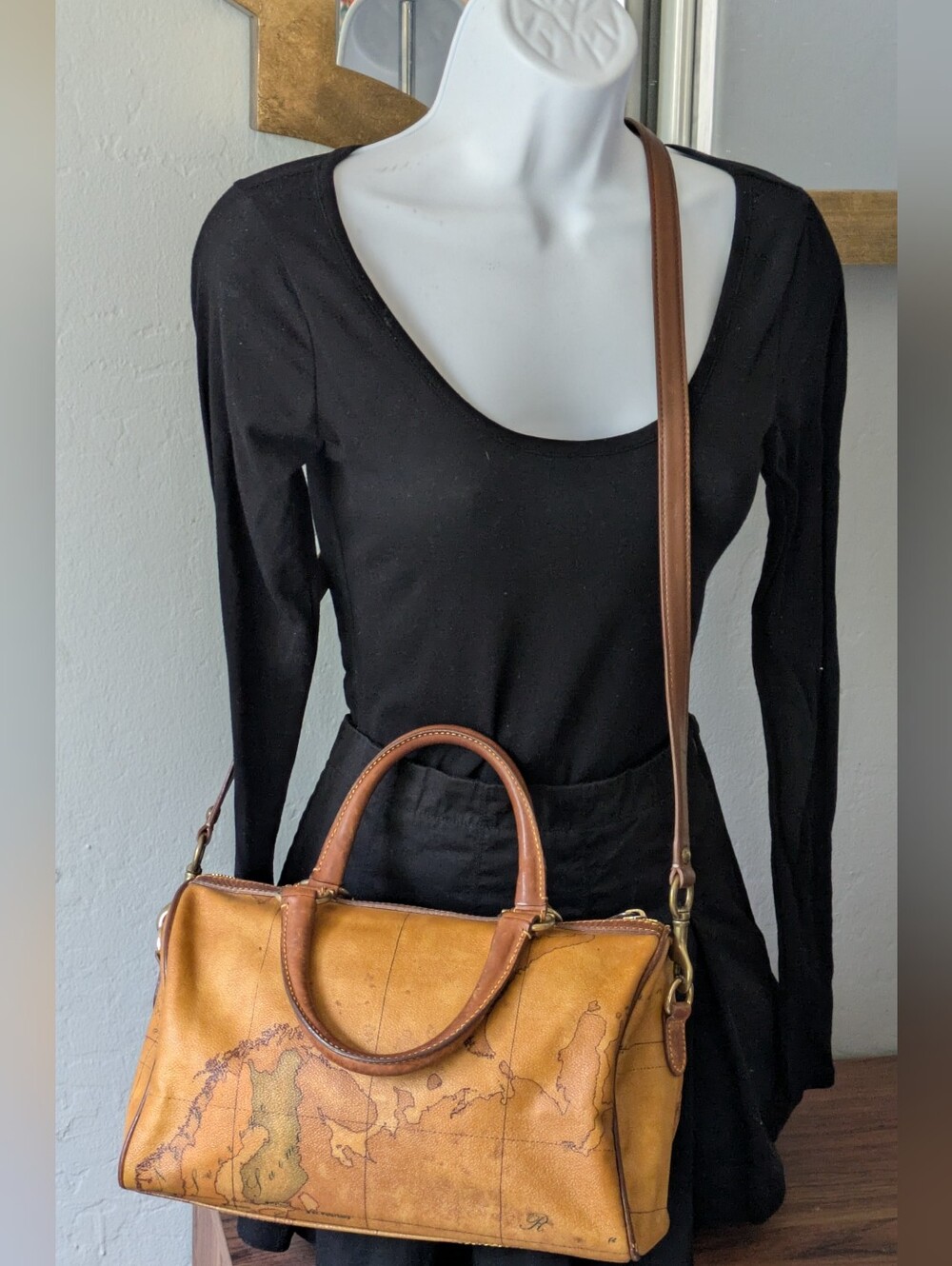 Alviero Martini Boston Crossbody/Handbag.